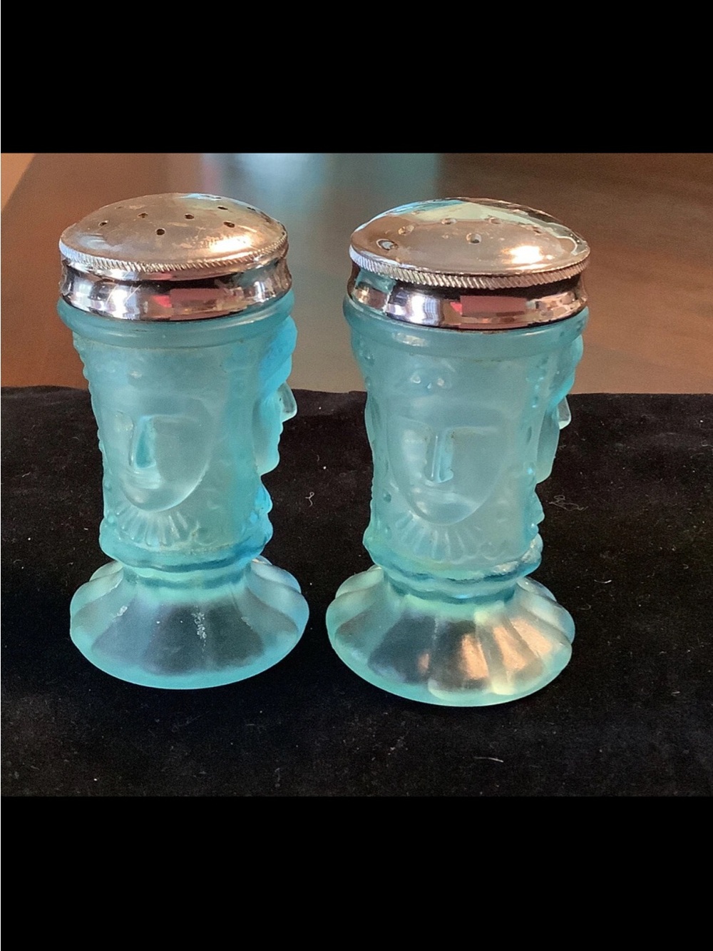 LG Write Frosted Aqua Blue 3 faces Glass Salt & Pepper Shakers